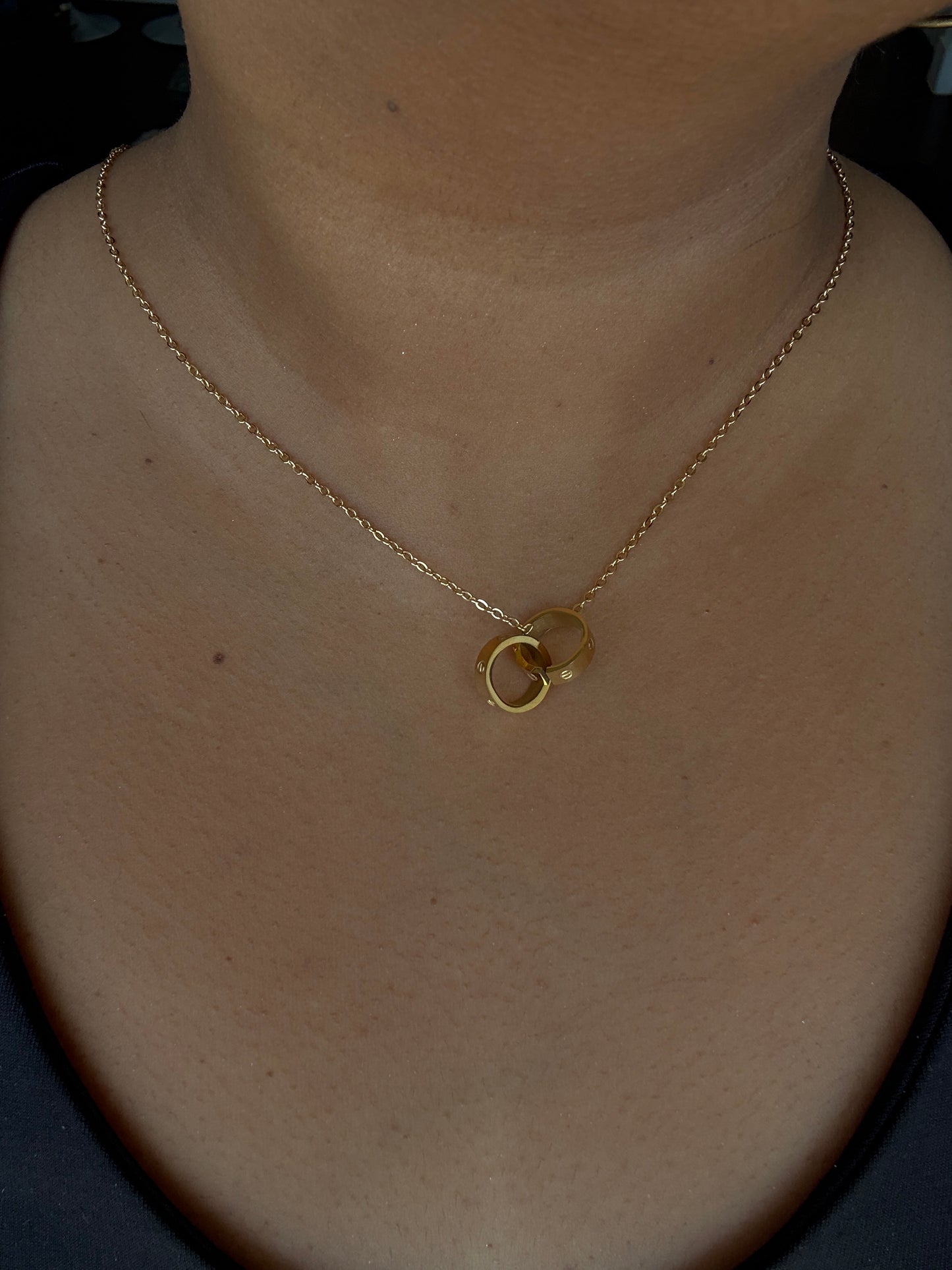 Screw Interlaced Neckalce